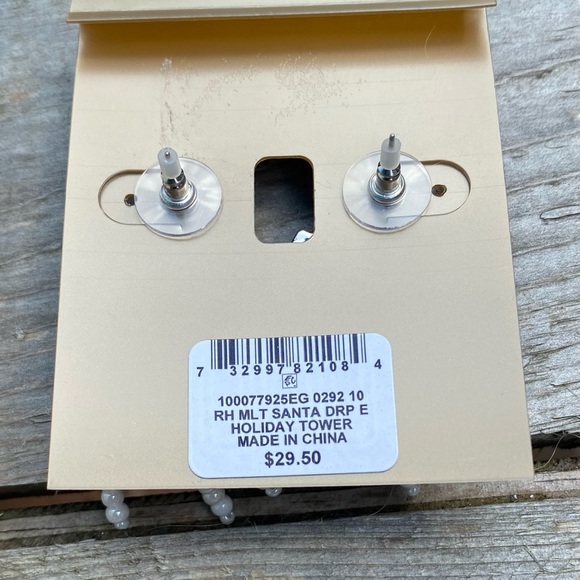 NWT HOLIDAY LANE SILVER TONE CRYSTAL, BEAD AND POM-POM SANTA EARRINGS - Picture 6 of 6